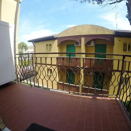 Apartamento Komfortable In Mit Garten By Interhome